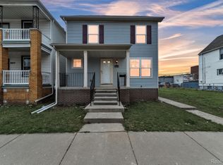 9363 Mitchell St, Hamtramck, MI 48212