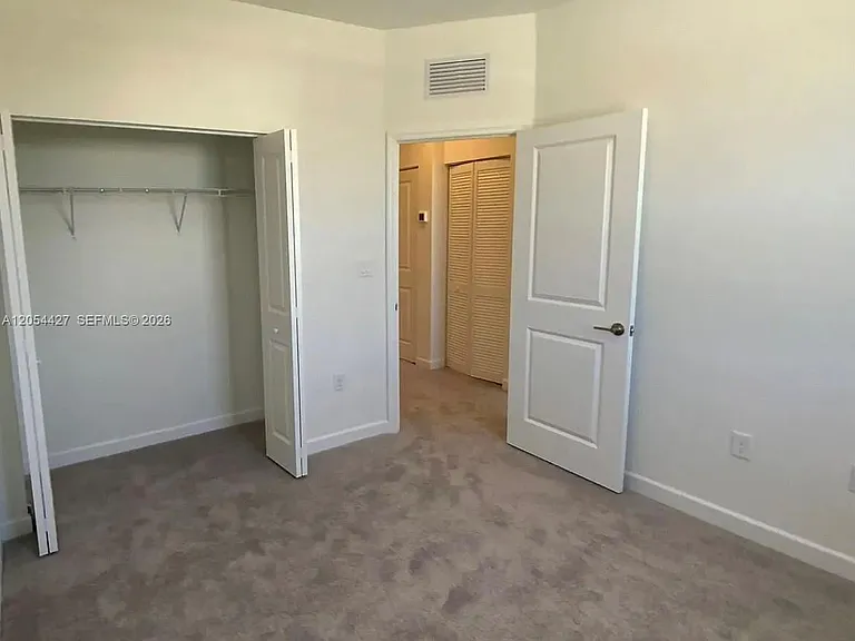 1859 SE 27th Ter #1859 — Photo 8