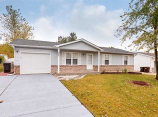 1035 Hackberry Ct, Troy, MO 63379