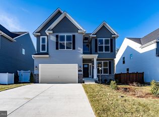 121 Clarence Ave, Severna Park, MD 21146