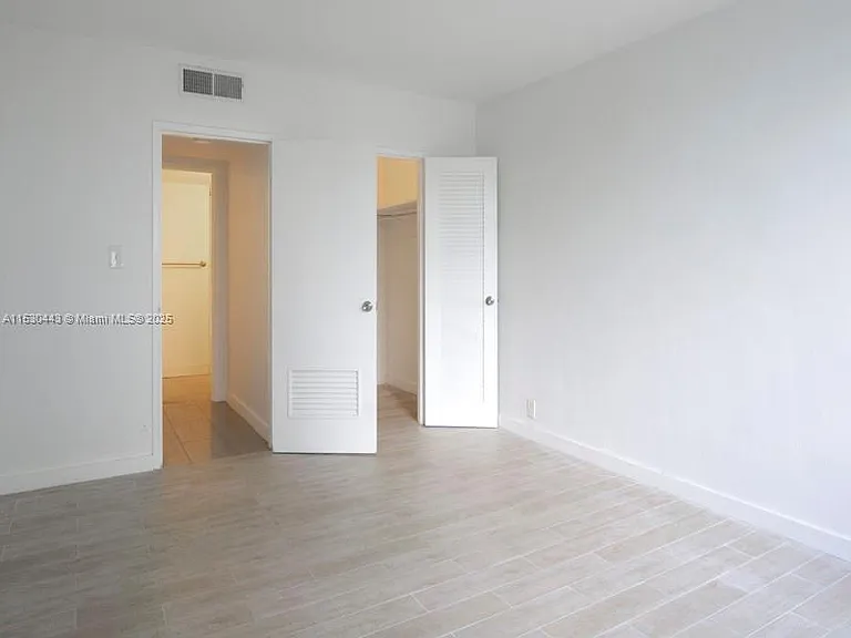1200 West Ave #202 — Photo 43