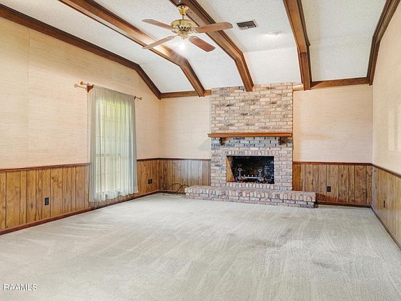 3rd image of 435 Brothers Rd