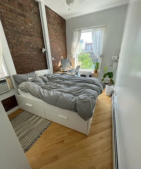 116 E 92nd St #5B — Photo 2