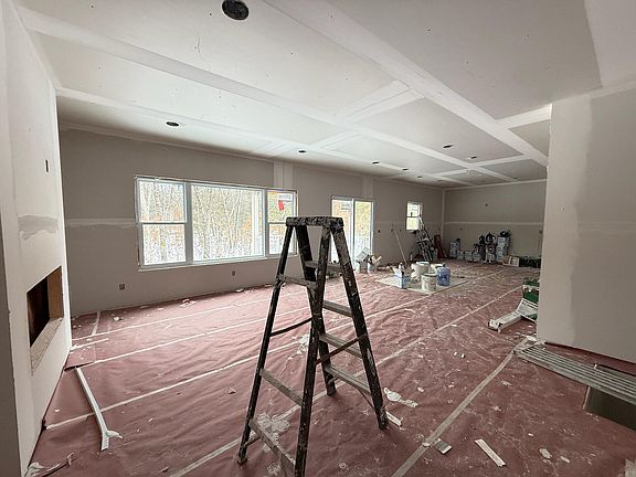 4th image of 404 Sabine Dr #9