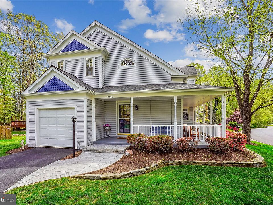 1st image of 15263 Larkspur Ln