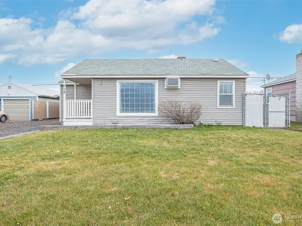 112 E Street NE, Ephrata, WA 98823