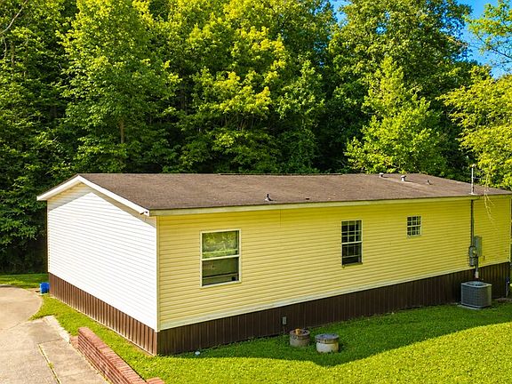 4th image of 73 Hillside Dr