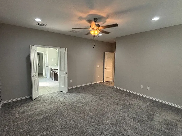 4509 Expedition Dr — Photo 8