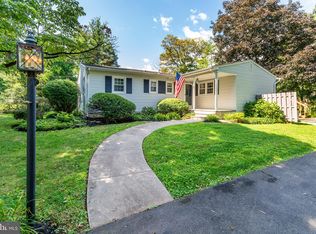 104 Ingleside Ave, Pennington, NJ 08534