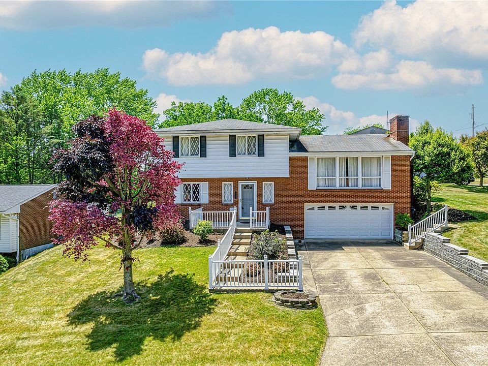 1st image of 175 Crescent Garden Dr