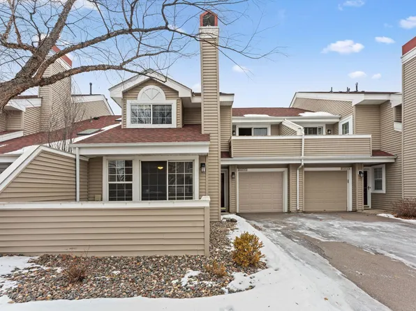 2040 Shenandoah Ct Unit B, Minneapolis, MN 55447