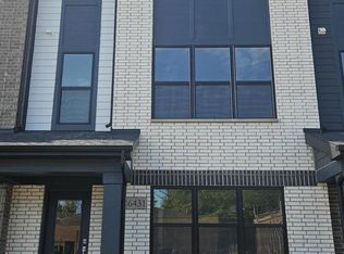 6431 Main St, Morton Grove, IL 60053