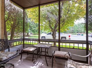 58 Amberly Dr UNIT E, Manalapan, NJ 07726