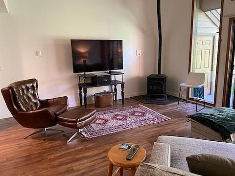 1st image of 1630 N Davis Ave Unit 25