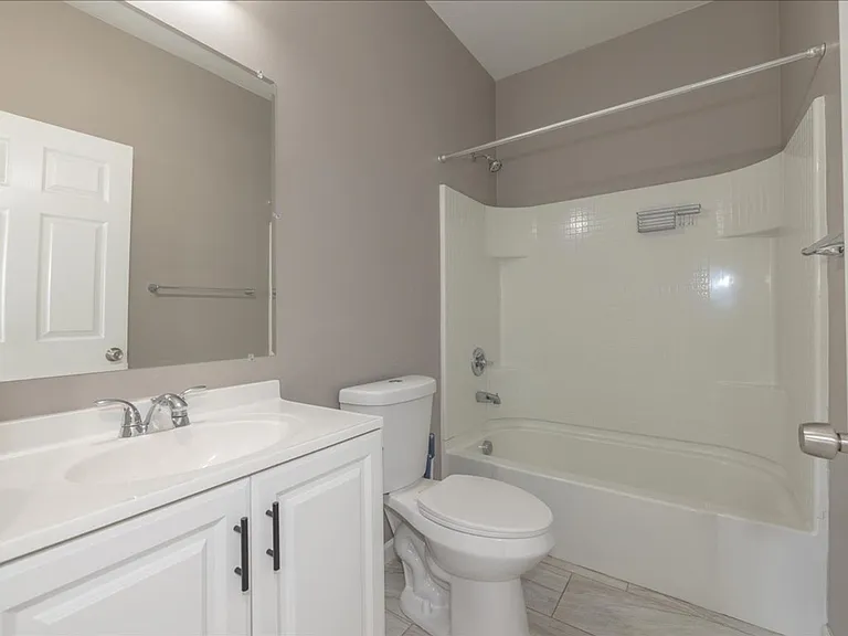 512 N Cherokee Ave #2 — Photo 15