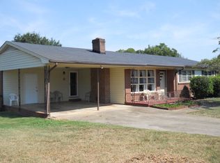 609 N Post Rd, Shelby, NC 28150