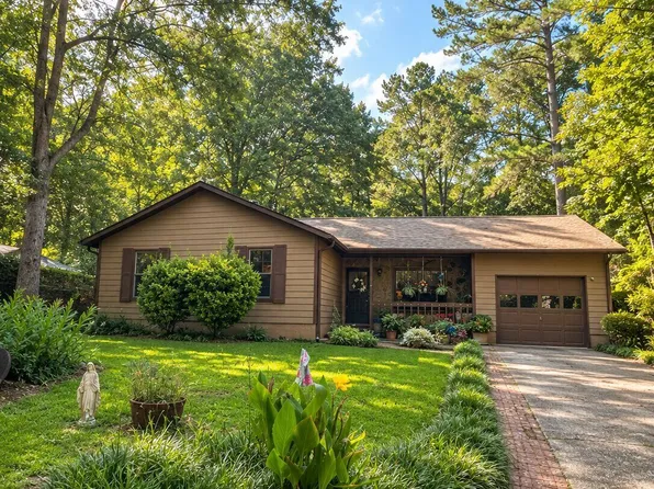 659 Morrow Rd, Forest Park, GA 30297
