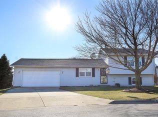 1601 Gig St, Normal, IL 61761