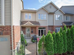 1061 Eagletrace Dr #71, London, ON N6G 0T3