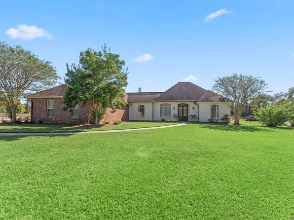 1135 Bayou Paul Ln, Saint Gabriel, LA 70776
