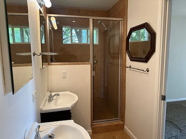 31 Acorn Cir — Photo 8