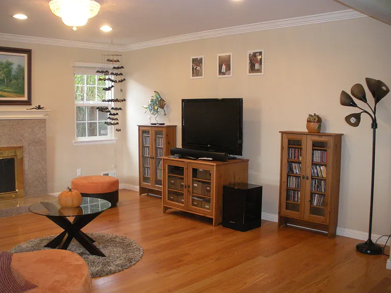 1172 Arlington Ln — Photo 12