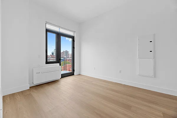 Rented by REAL New York | media 3