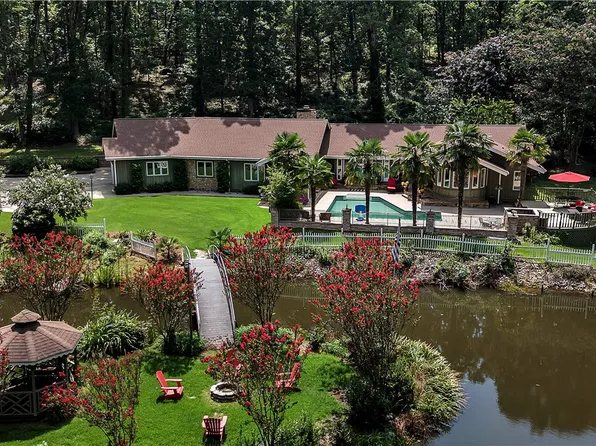 1021 Hobby Ln, Anderson, SC 29621