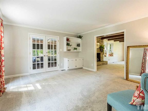 5th image of 718 Chestnut Dr
