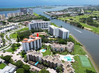 370 Golfview Rd APT 801, North Palm Beach, FL 33408