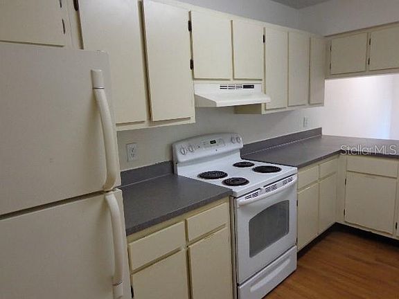5th image of 662 Kenwick 204 Cir