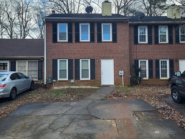 260 Timber Creek Ln SW — Photo 2