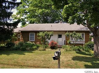 106 Ellen Dr, Chittenango, NY 13037