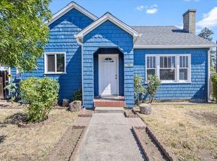 702 W 4th St, Medford, OR