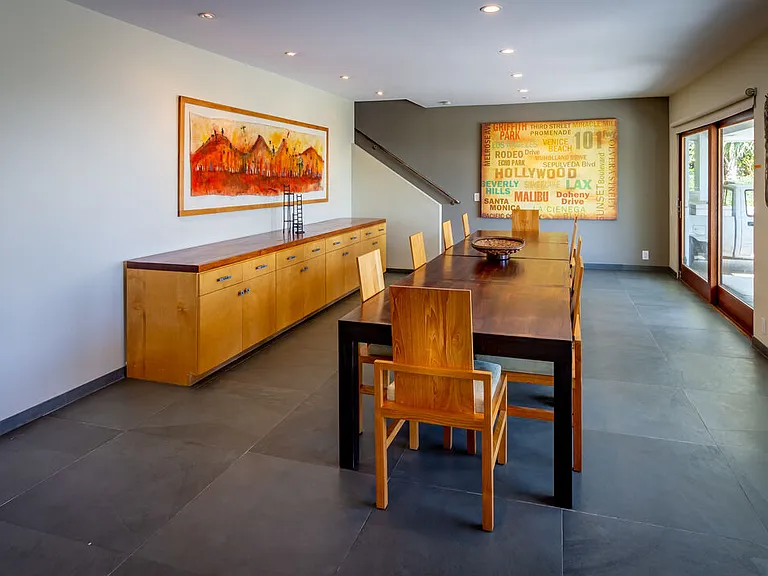 9203 Robin Dr — Photo 10