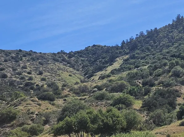 Esada Way, Palmdale, CA 93550