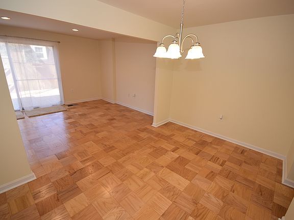 5th image of 760 College Pkwy