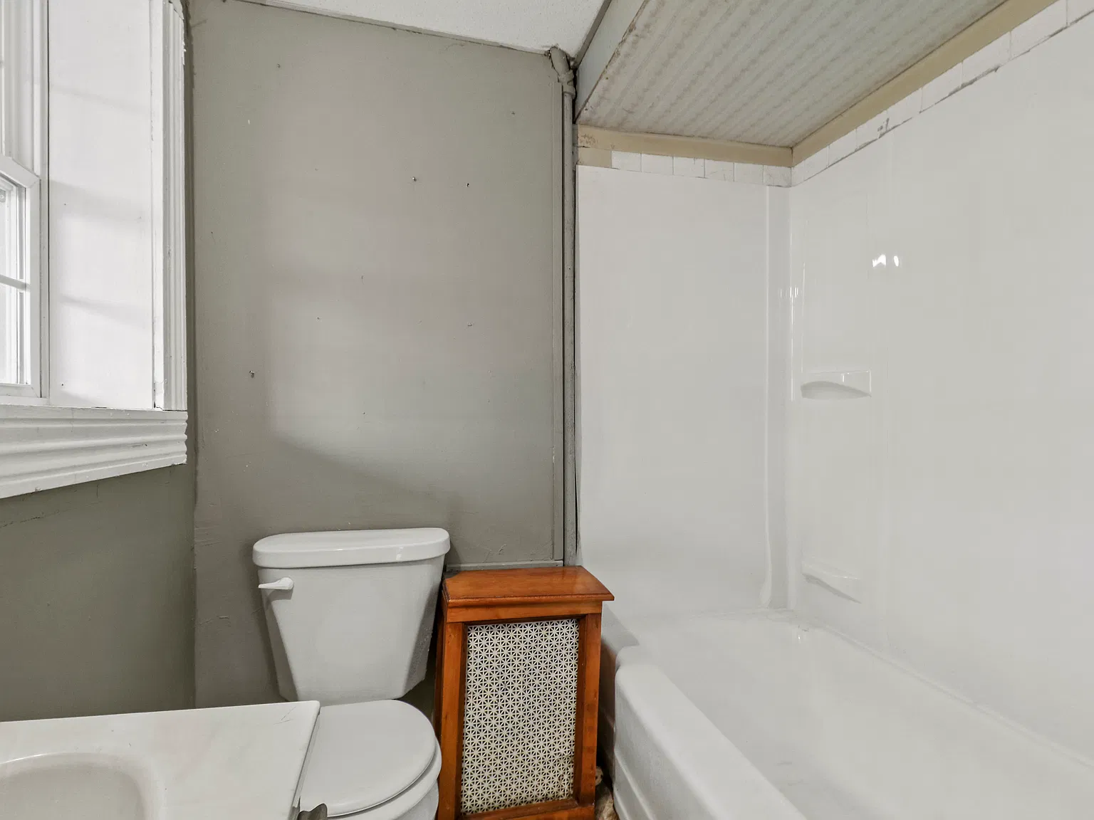 2 bed, 1000 sqft, $995 — Photo 3