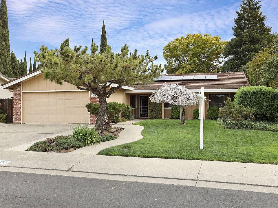 1st image of 8756 Stonewood Dr