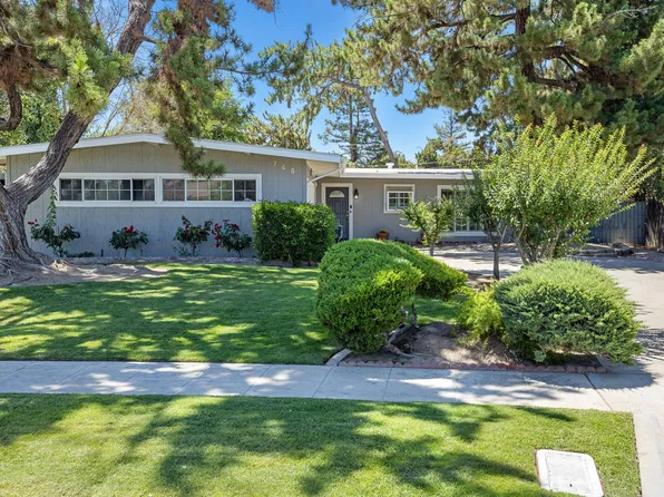 746 W Acacia Ave, Fresno, CA 93705