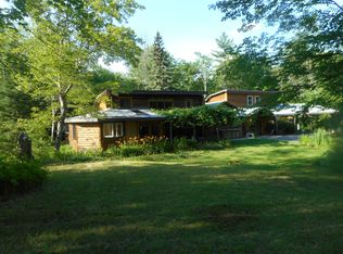 31 Old Devils Elbow Rd, Littleton, NH 03561