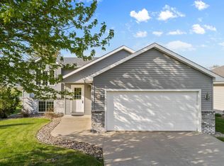 908 24th Ave NW, Austin, MN 55912