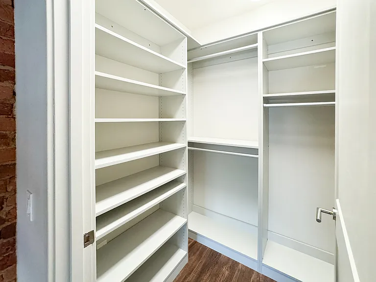 27 Biltmore Ave #201 — Photo 8