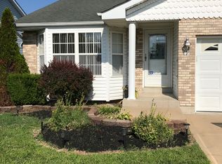 2 Holder Ct, Saint Charles, MO