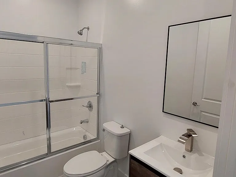 273 Oak St #302 — Photo 5