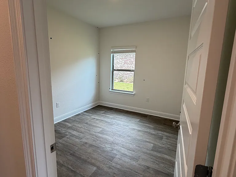 13824 Shea Cir — Photo 10