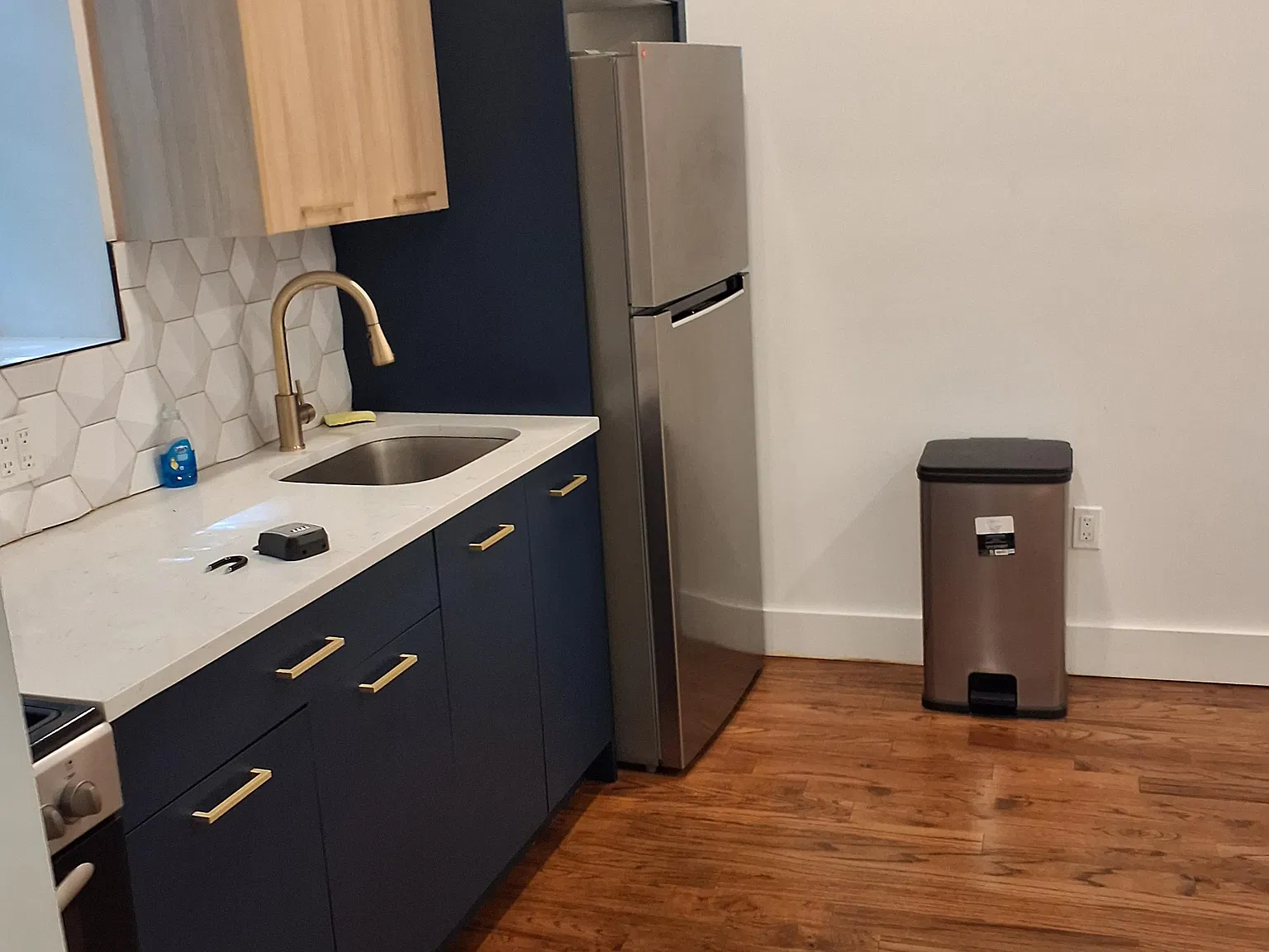 46 Bergen Ave — Photo 3