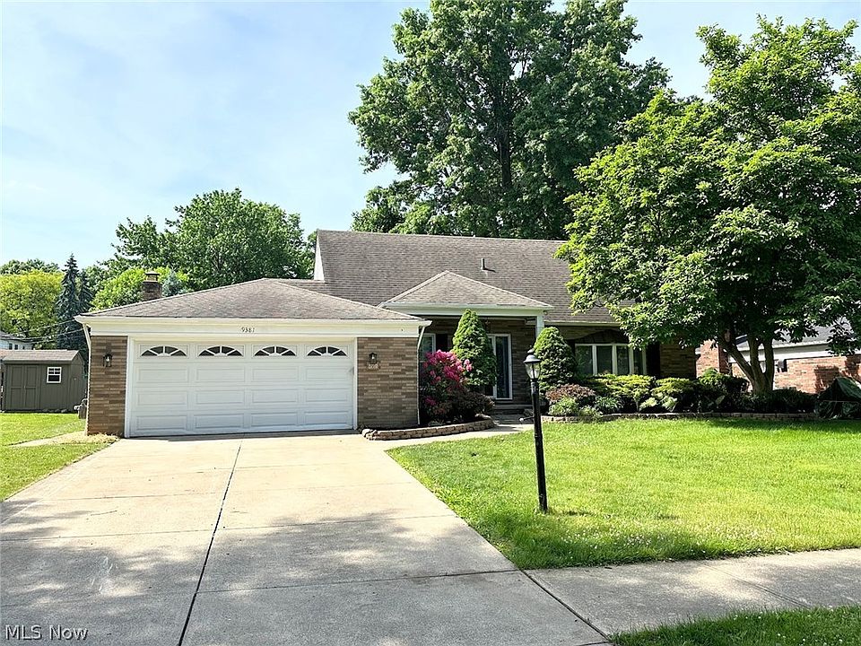 1st image of 9381 Greenbriar Dr