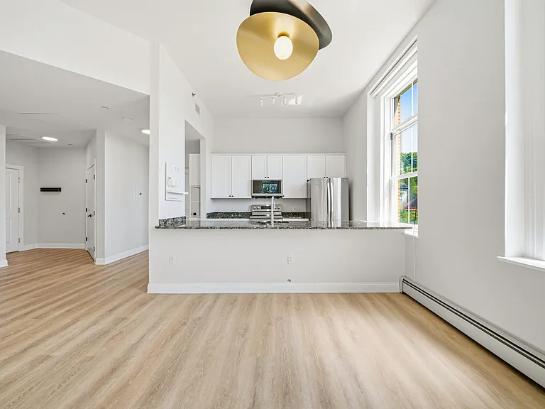 145 Glenwood St #304 — Photo 12