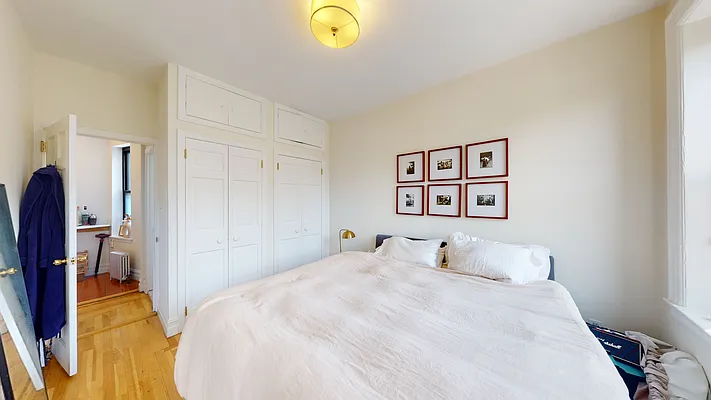Rented by Bond New York | media 6
